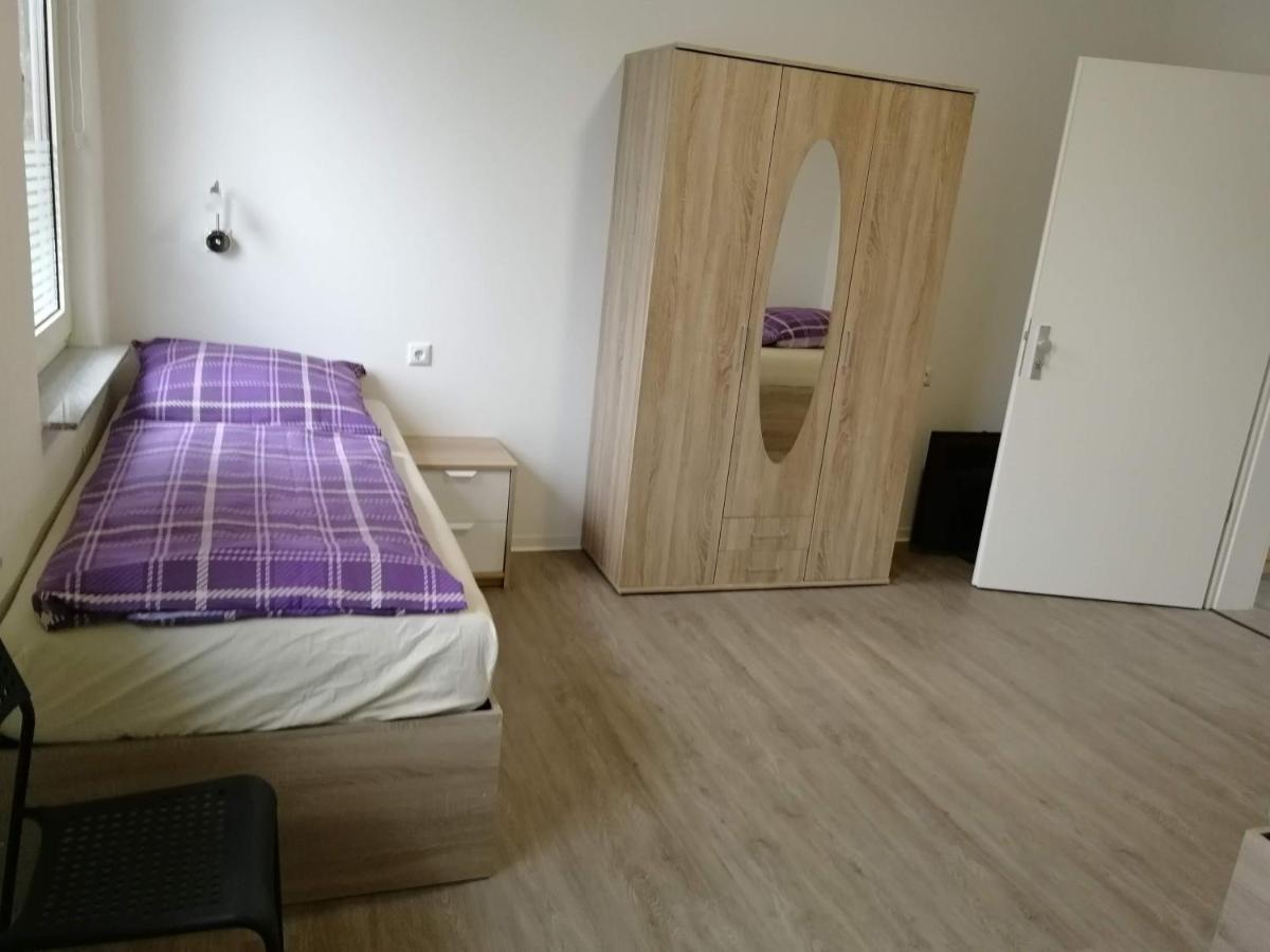 Haupthaus Moeblierte Zimmer Mit Eigenem Bad Uelzen Exterior photo